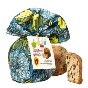 Panettone con copricuscino in stoffa kitenge